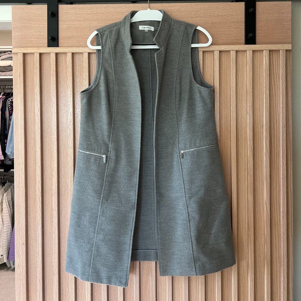 Calvin Klein Women's Long Open-Front Sleeveless Gray Structured Vest, Size 14